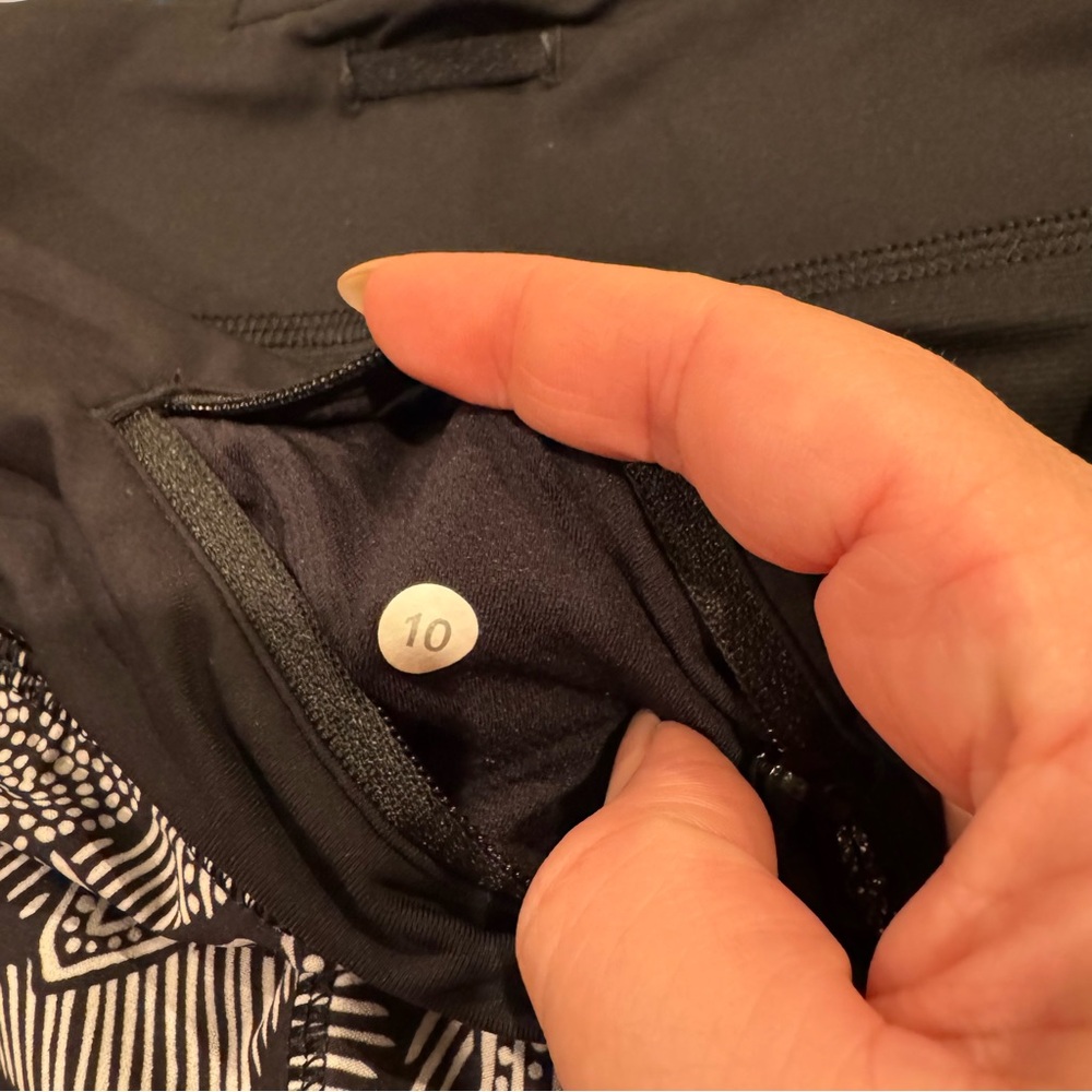 Lululemon Speed Short - Picture 8 of 9